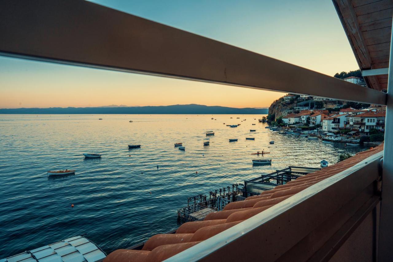 Манго Ohrid Exterior photo